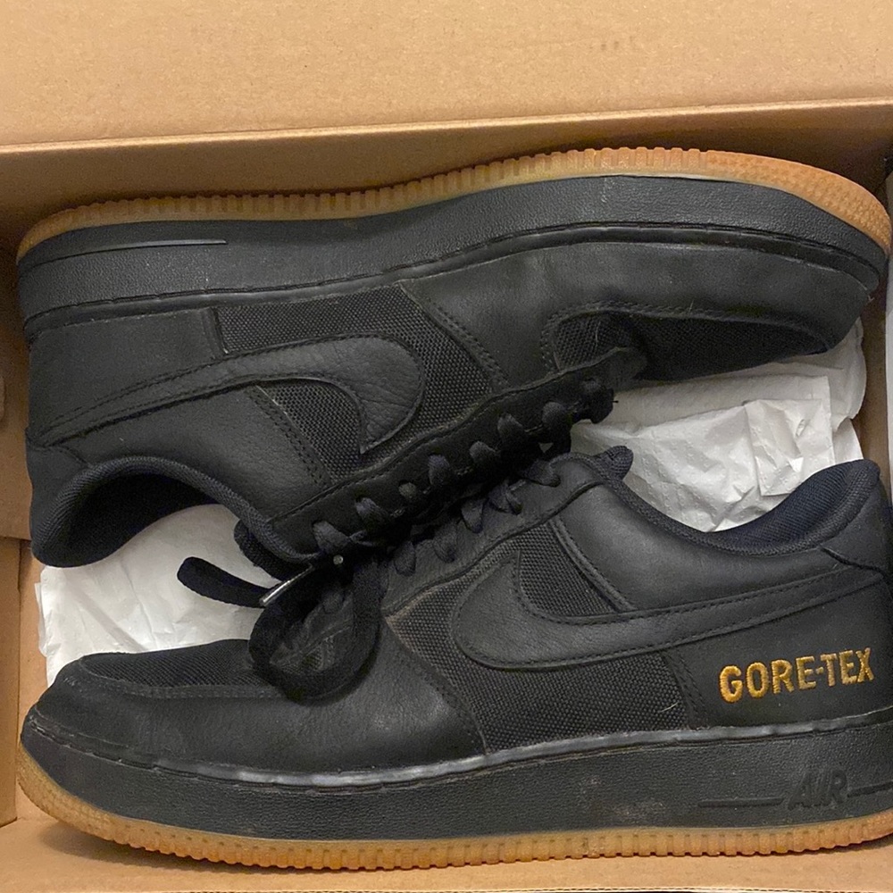 Nike Air Force 1 goretex